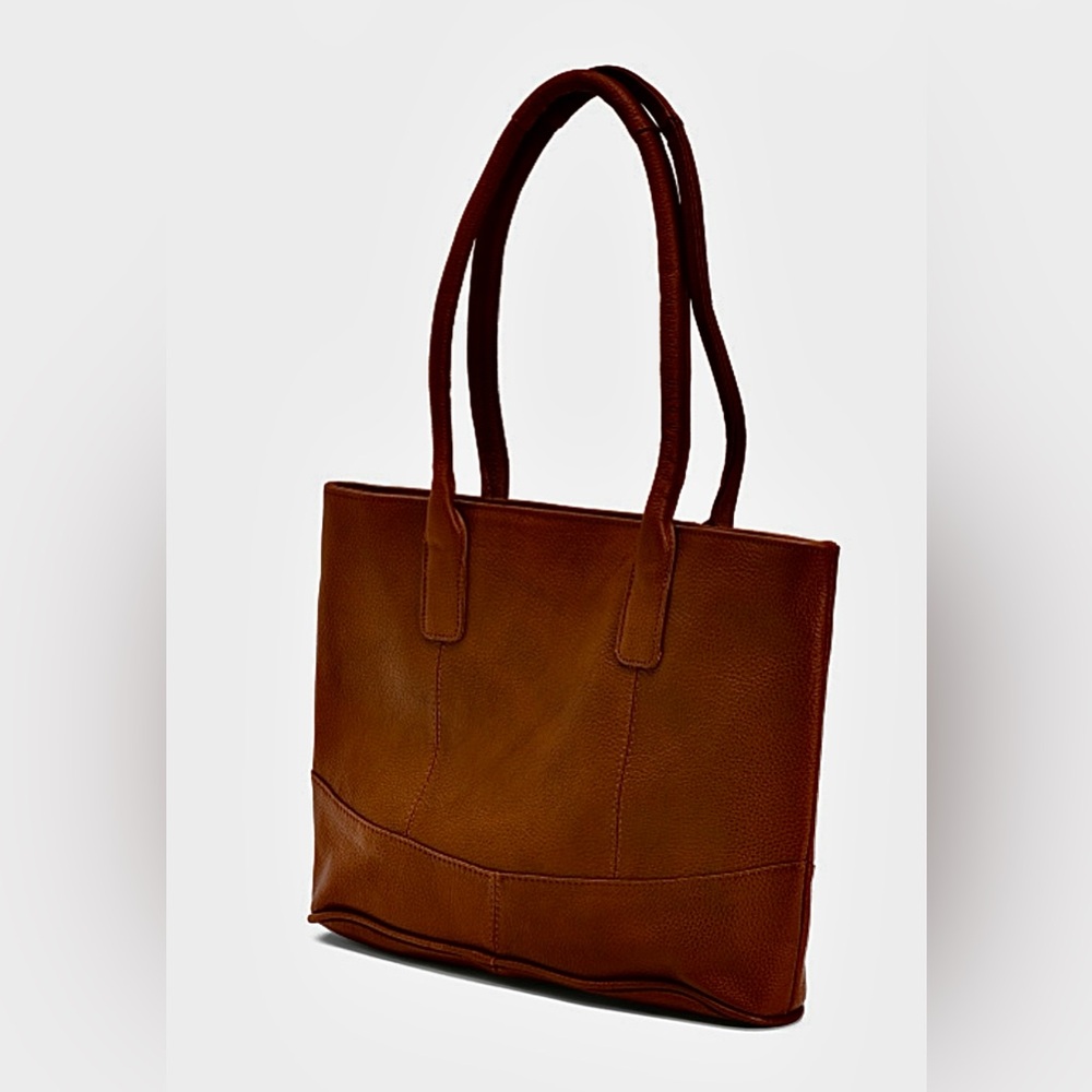 NWOT~ Leather AMERILEATHER, Genuine 100% LEATHER Shoulder Bag~ Brand New